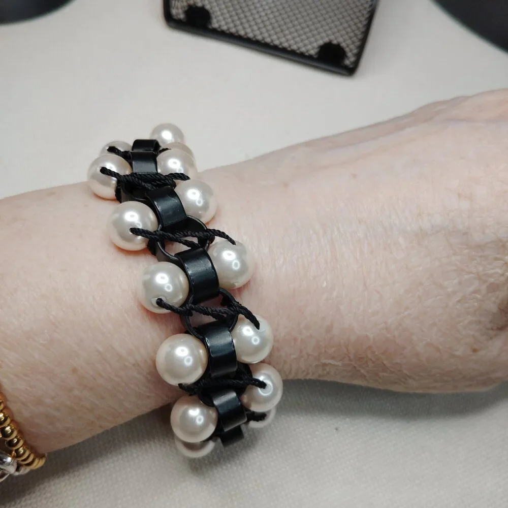 Lee Angel Black Metal and Faux Pearl Bracelet 8 Inch Senorita Clasp